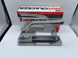 The Nut Cracker by Munsey NC89 Cast Aluminum Lever Action Made USA - Picture 1 of 13