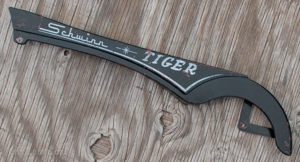 Vintage Schwinn Middleweight Bike CHAINGUARD Choice 24" S7 Wheel Cruiser Bicycle - Image 1 of 1