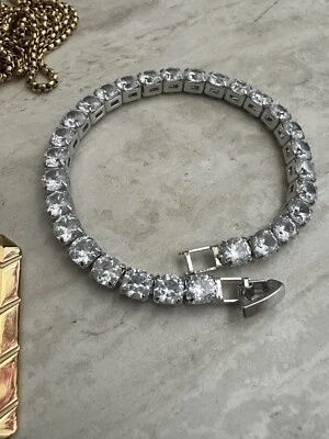 PULSERA CADENA TENIS 4MM 1 FILA CON ETIQUETA DE PERRO CONTEMPORÁNEA Y JUEGO DÚO CADENA 22” Foto 1 de 4