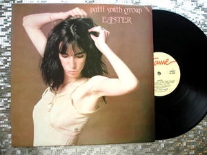 Patti Smith Group ~ Easter ~  Vintage  UK IMPORT LP   Fame – FA 3058 - Picture 1 of 12