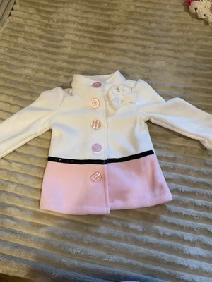 Casaco branco e rosa com laço infantil Headquarters tamanho 12M - Imagem 1 de 2