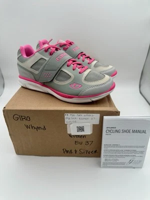 NUEVO Giro Whynd Mujer’s Plata y Rosa Bicicleta Ciclismo Spin Clip Zapatos EE. UU. 6 UE 37 Foto 1 de 4