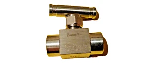 1/4" SWAGELOK SS-20VF4 ,SS20VF4(NEW OTHER)316SS, 6000PSI@ 100 DEG. F, 297690001 - Picture 1 of 5