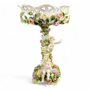 Antique Rococo Revival Schierholz Plaue floral centrepiece with putti c.1907 - Picture 1 of 24