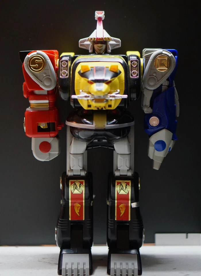 Bandai Power Rangers Deluxe Ninja Megazord Foto 1 de 4