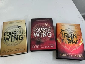 Rebecca Yarros Set Of 3 Books - Fourth Wig X 2 & Iron Flame - Foto 1 di 8