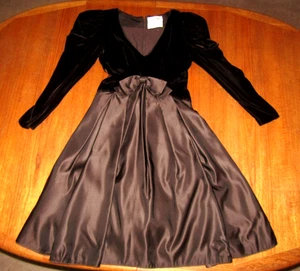 VTG 1980's Neiman Marcus SCAASI BOUTIQUE I Brown Velvet Satin Dress Size 4 US - Picture 1 of 23