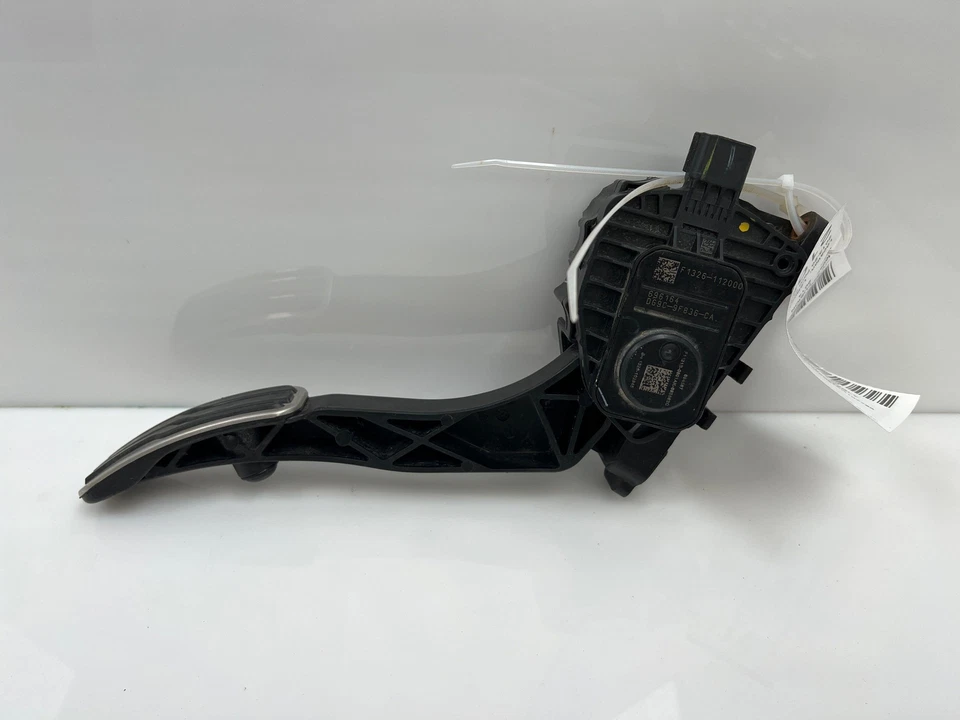 Conjunto de pedal acelerador Ford Fusion Lincoln MKX 2013-20 OEM DG9C-9F836-CA Foto 1 de 4