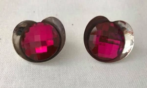 BRAND NEW: STERLING SILVER 925 CRYSTAL EARRINGS - STUD TYPE - MAGENTA PINK - Picture 1 of 7
