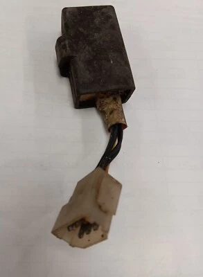 Yamaha XS750 XS 750 1979 especial OEM Koito 12V unidad de control relé regulador Foto 1 de 4