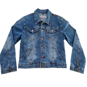 Y2K Vintage BUBBLE GUM Girls sz L - Button Up Distressed Denim Jacket 95% Cotton - Picture 1 of 9