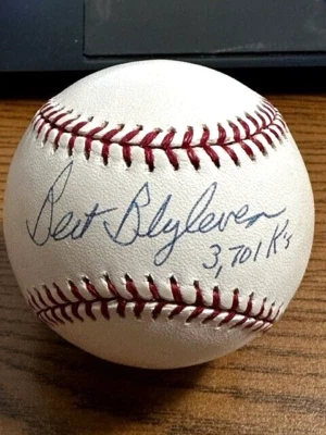 BERT BLYLEVEN SIGNED AUTOGRAPHED OML BASEBALL!  Twins!  HOF! "3701 K's"  TRISTAR - Image 1 of 2