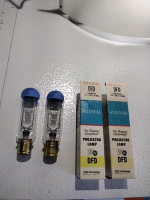 DFD "2-PACK" DFT/DDW projector lamp projection bulb 120-125v, 1000w , Sylvania - Image 1 of 3