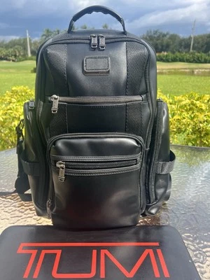 Mochila TUMI ALPHA BRAVO Shepherd Deluxe Brief Pack Todo Cuero Negro $895 Foto 1 de 4
