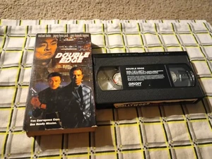 Double Edge (VHS, 1998) OOP Vhs Rare Out Of Print Michael Biehn Joong Hoon Park - Foto 1 di 2