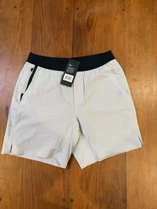 Zehntausend HERREN aktive Shorts Intervall Training Lauffutter 7 Zoll LTGRY Medium  - Bild 1 von 5