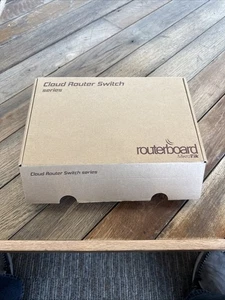 Mikrotik Router CRS112-8G-4S-IN 8 port Gigabit Cloud Switch 112-8G-4S-IN 4xSFP - Picture 1 of 5