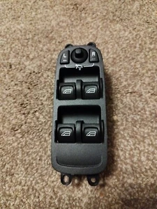 Genuine Volvo C70 2006-13 Window Switch New 31295128 - Picture 1 of 5