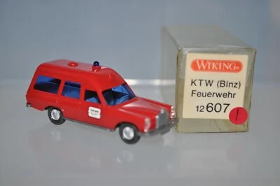 Wiking 607 (607/6) Mercedes Benz 200 Ambulance - NEW w/BOX - Image 1 of 4
