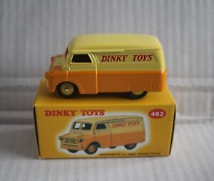 New Atlas Editions Bedford 10cwt Van No.482 - Boxed - Dinky Toys
