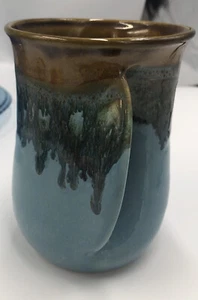 Neher Pottery Clay in Motion Hand Warmer Mug Signed 2014 Drip Glaze Beach Colors - Picture 1 of 6