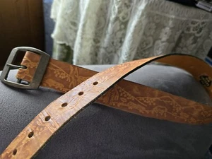 Leather "Steerhide" Belt By Boston. Size 32 - Picture 1 of 2