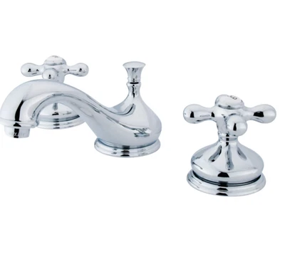 Torneira de lavatório Kingston latão KS1161BX 8 polegadas ampla, cromo polido - Imagem 1 de 4