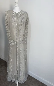 wedding / party outfit  - Picture 1 of 4