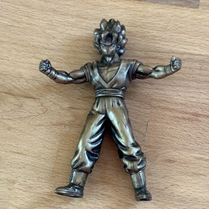"Figura de 5"" Dragon Ball Z Super Saiyan SS GOKU color bronce Burger King 2000" - Imagen 1 de 6