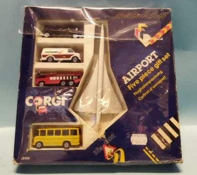 Airport Set Corgi 5 Piece gift set - Concorde included - vintage classic set - Immagine 1 di 2