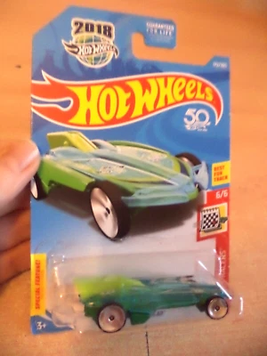 new HW FORMULA SOLAR holiday racers HOT WHEELS toy car green 172/365 EARTH DAY - Image 1 of 3