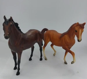 Vintage 2 Breyer Classic 3040DU Black Beauty "Duchess" + 3055 Arabian Chestnut Stute - Bild 1 von 16