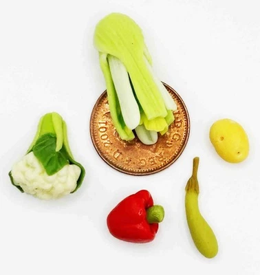 Dolls House Vegetable Selection 5 Loose Mixed 1:12 Scale Kitchen S3 tumdee - Image 1 of 4