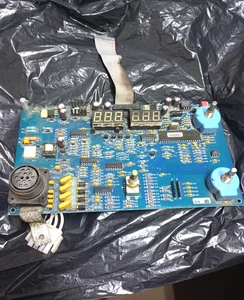 MILLER XMT 350 CC/CV 243576B SCHALTUNG KARTENBAUGRUPPE, FRONTPLATTE DISPLAY - Bild 1 von 4