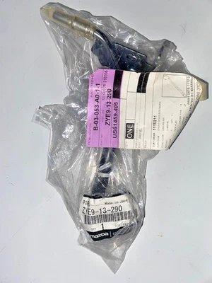 TUBO DE COMBUSTIBLE ORIGINAL MAZDA 2 2011-2014, PIEZA NUEVA OEM, NÚMERO DE PIEZA ZYE913290 Foto 1 de 4