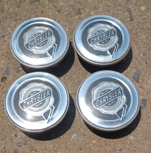 Chrysler Sebring Town & Country center cap set of 4, 1998-2005 p/n 4743728AA - Picture 1 of 3