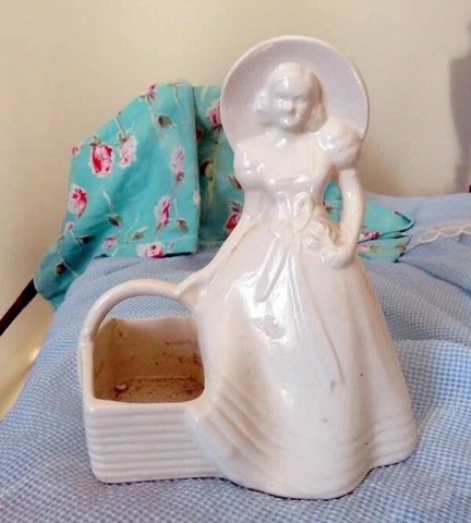 HEAVY VINTAGE CERAMIC SOUTHERN BELLE GIRL & BASKET PLANTER ALL WHITE Cover