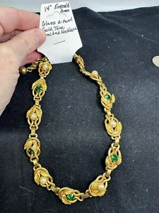 Necklace 14" Emerald Green Rhinestone Glass Beads & Pearl Vintage Gold M-6971 - Picture 1 of 5
