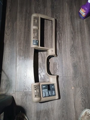Dash Bezel 1995-1997 Chevy S10 - Sonoma, Bravada, Blazer, Jimmy Brown + Buttons - Image 1 of 4