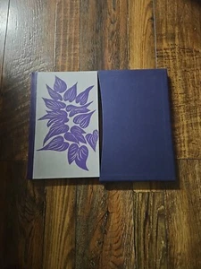 Under Milkwood a play by Dylan Thomas in slipcase Folio Society 2003 - Picture 1 of 3