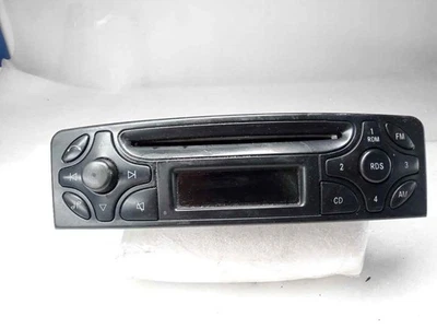 A2038202286 sistema radio per MERCEDES CLK 240 (209.361) 2002 519249 - Immagine 1 di 4