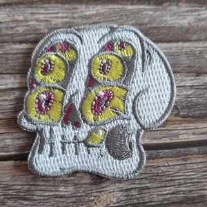 Trippy Acid Alien Skull Streetwear Y2k Style Iron On Patch - Picture 1 of 2