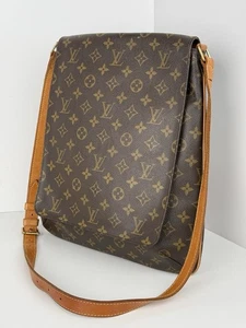 LOUIS VUITTON Monogram Musette - Bild 1 von 11