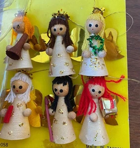 6 Pequeñas Mini Cabeza de Madera Cono Muñeca Ángel Navidad Adorno Figuras De Colección - Imagen 1 de 5