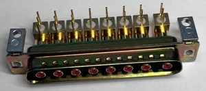 Amphenol 8W8 RF DSub PCB Mount Gold Plated 13-506724 Shell Female Male Connector - Picture 1 of 4