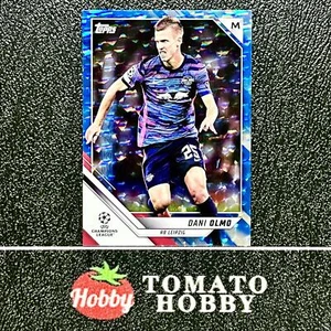 TOPPS UEFA CLUB COMPETICIONES 2021-22 DANI OLMO/99 REFRACTOR AZUL HIELO LEIPZIG - Imagen 1 de 2