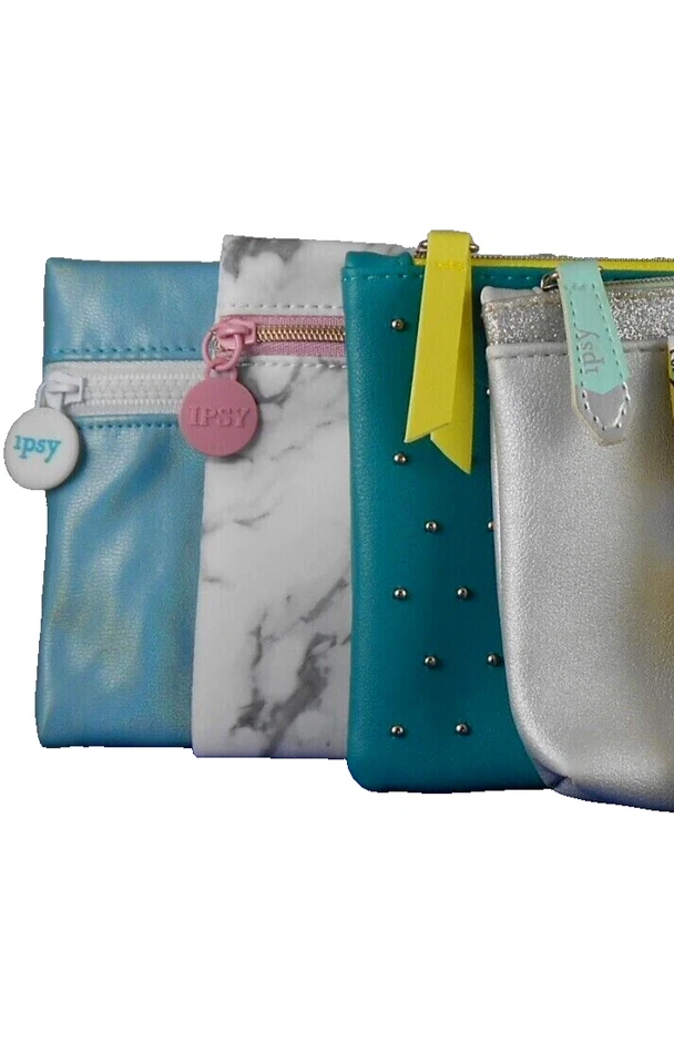 Bolso Ipsy Glam Bolsa de Cosméticos Bolsa LOTE de CUATRO 4 Bolsas Cuero Sintético Tachonado Foto 1 de 1