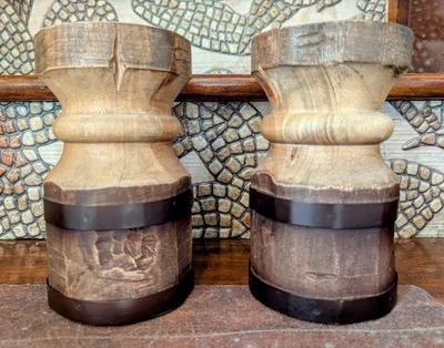 Juego de candelabros Pottery Barn AxelWood mango aros de metal pesado hechos a mano  Foto 1 de 4