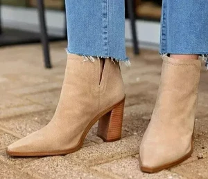 Vince Camuto Welland Brown Leather Block Heel Back Zip Pointed Toe Boots Size 7 - Picture 1 of 9