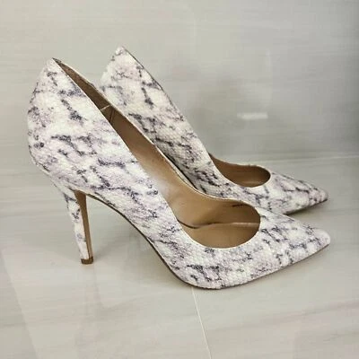 Zapatos de salón de cuero con estampado de serpiente Olivia Black Market de la Casa Blanca Foto 1 de 4